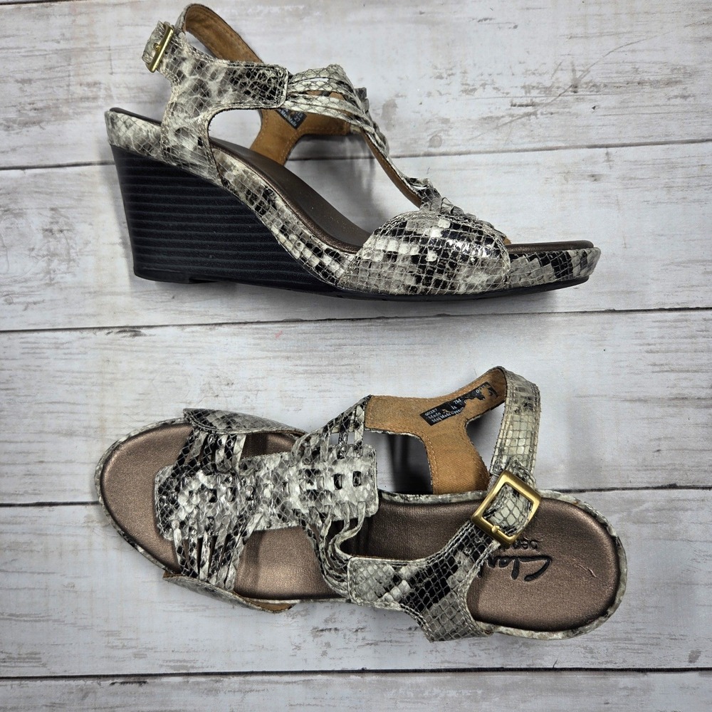 Clarks Bendables Snakeskin Wedge Sandals Strappy Animal Print Womens 7M Gray
